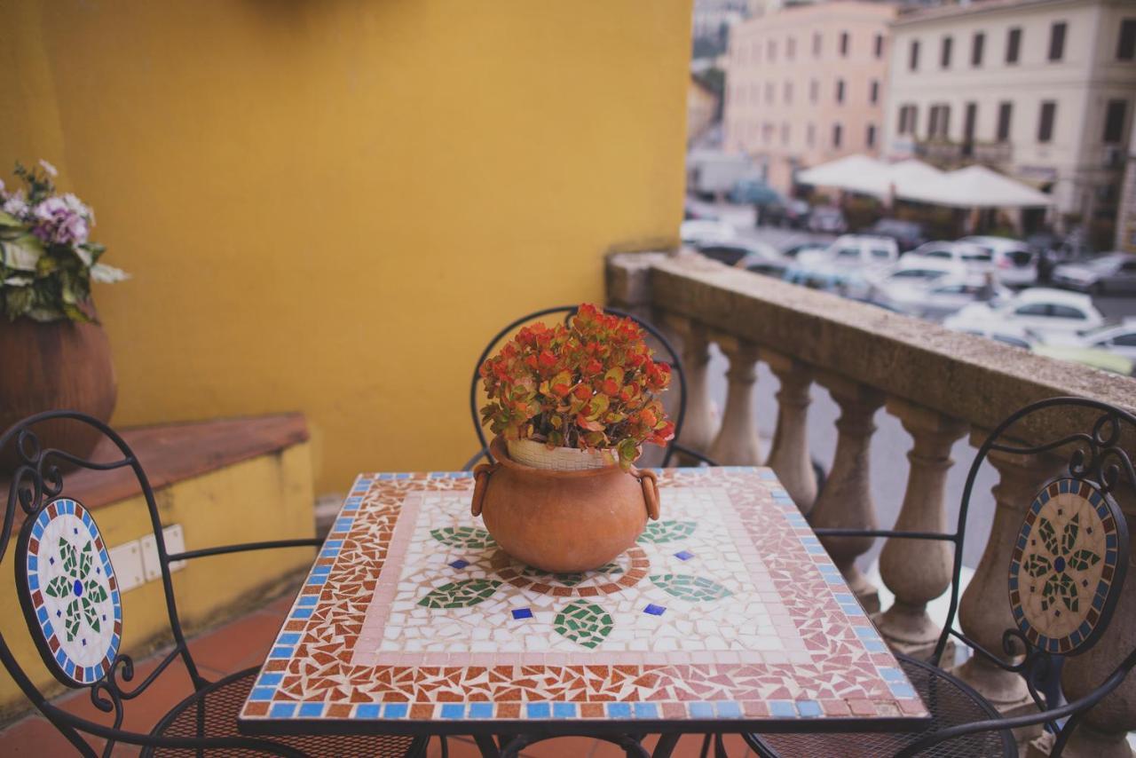 Apartamento La Terrazza Spoleto Habitación foto